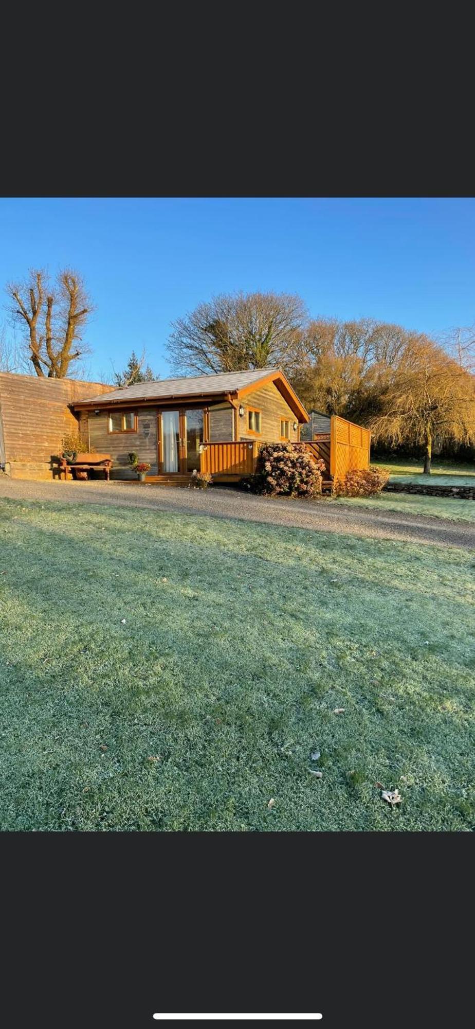 Swansea Log Cabin Pontardawe Bagian luar foto