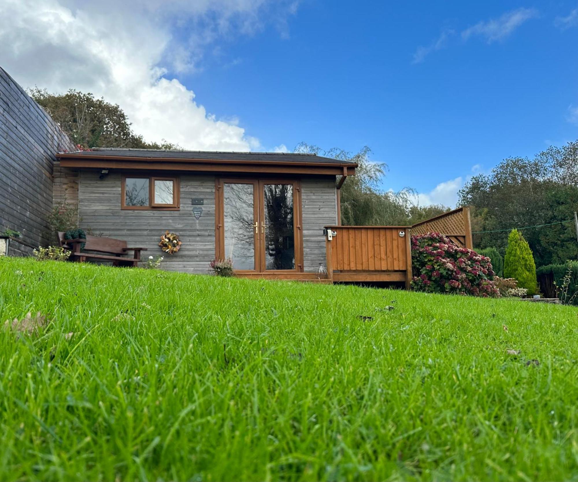 Swansea Log Cabin Pontardawe Bagian luar foto