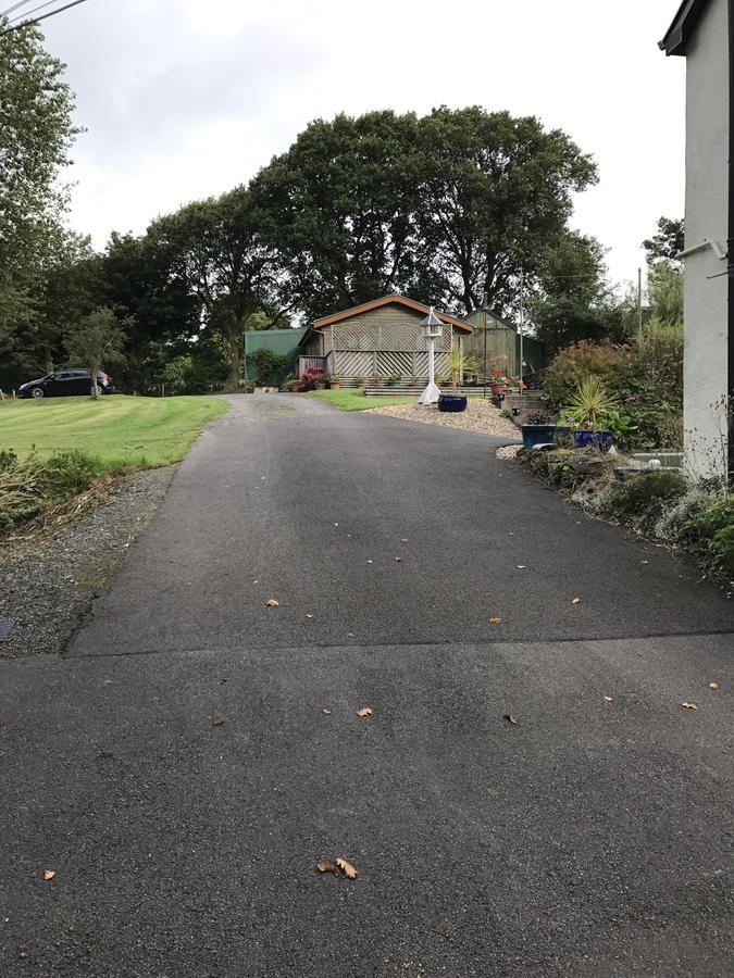 Swansea Log Cabin Pontardawe Bagian luar foto